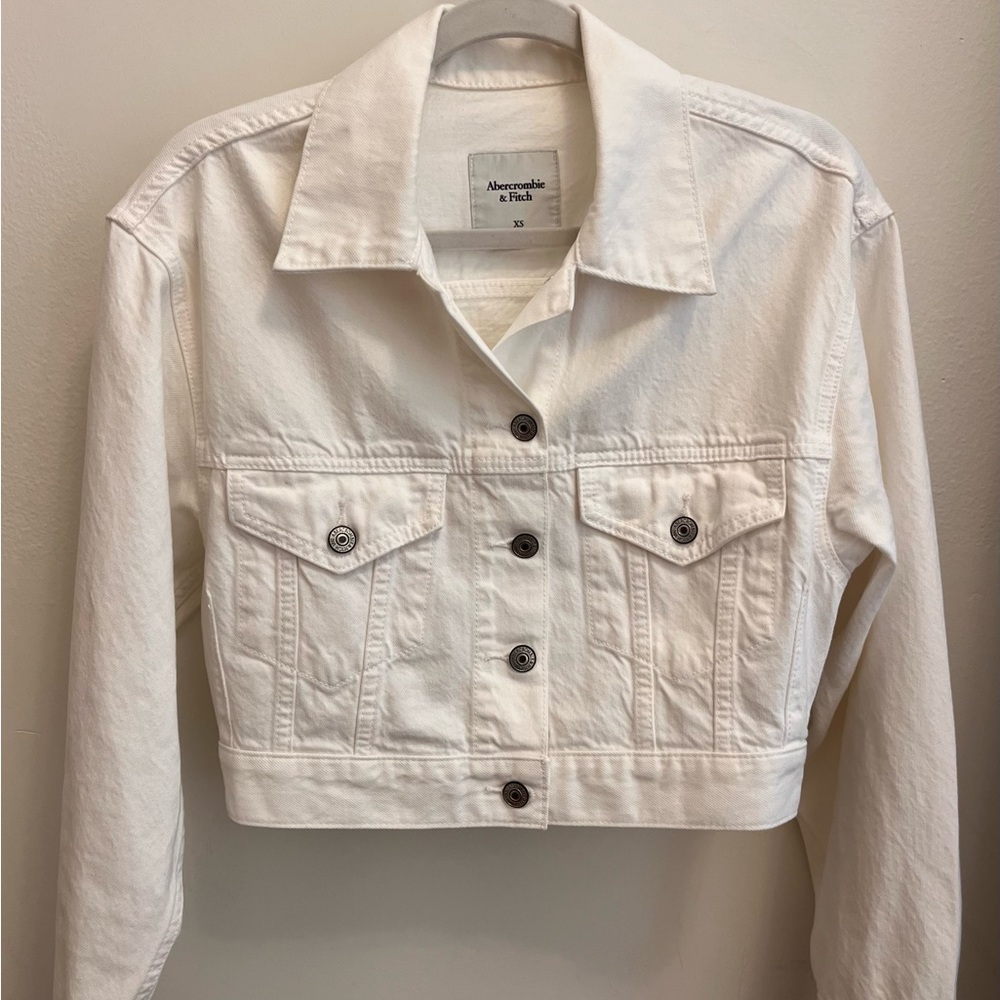 Abercrombie & Fitch Women's White Denim Jacket